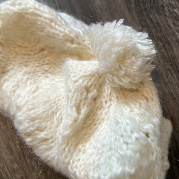 Lululemon Winter Hat - Picture 4 of 8